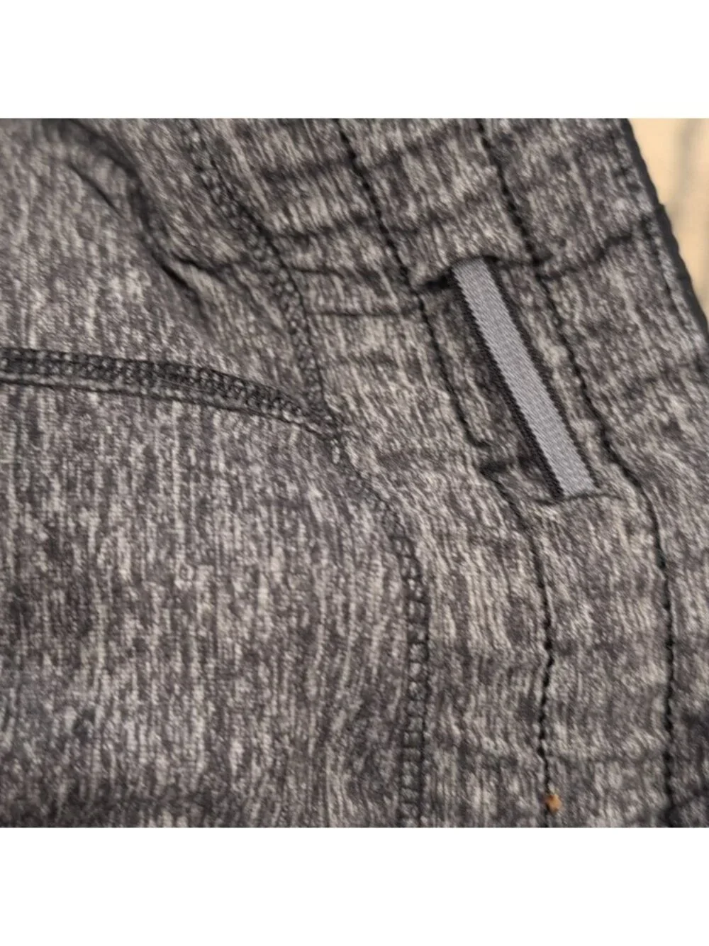 Lululemon Run: Dog Runner Pant Black / Heathered Grey